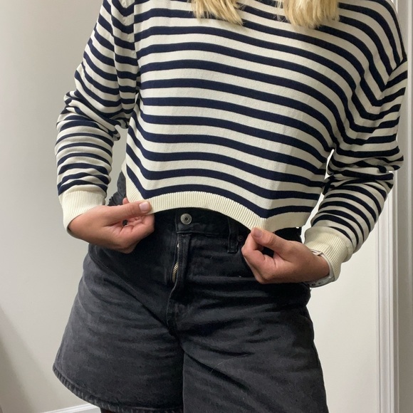 Zara Navy and White Striped Crop Top - Picture 2 of 5